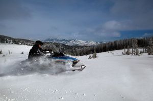 Snowmobile_Dave_3335.jpg