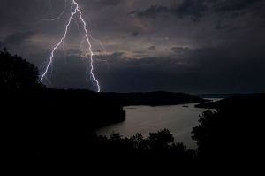 DaleHollowLake_Lightning_43_Web.jpg