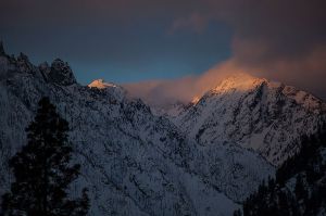 Enchantments-EarlyLight_2848_Web.jpg